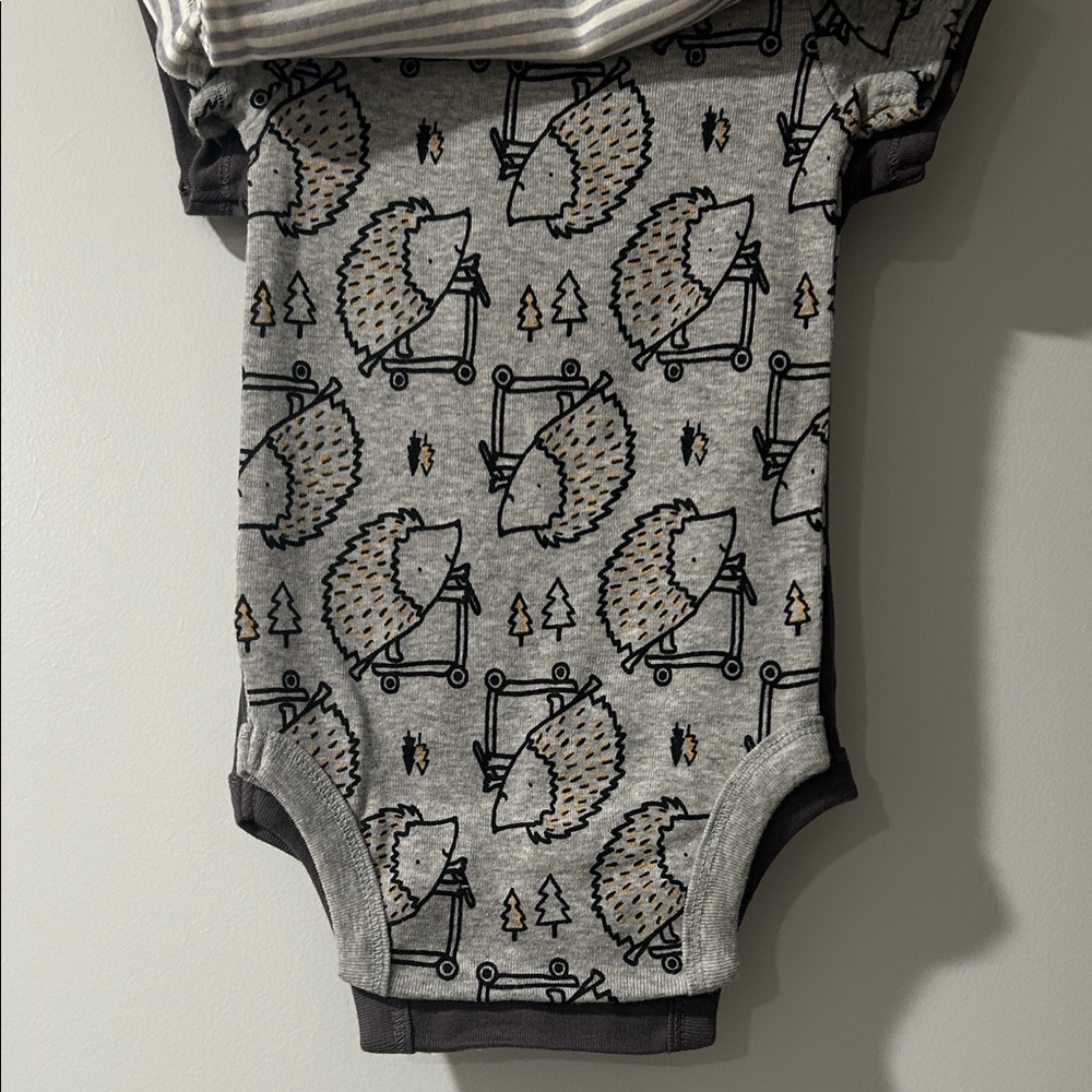 Gerber Black and Orange Kids Bodysuit 3 set - Picture 4 of 5